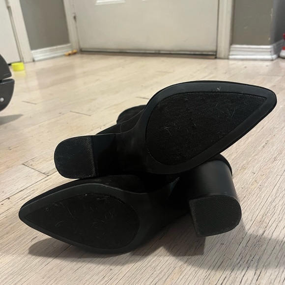 Knee high boots - Picture 3 of 5